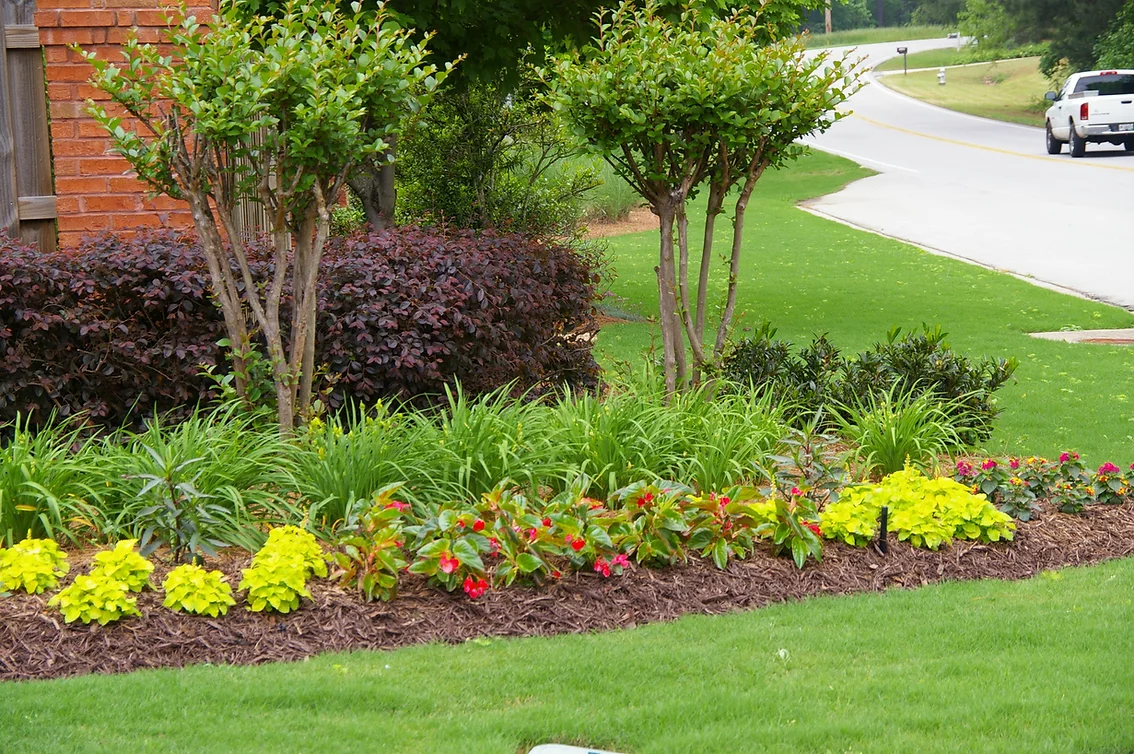 Nichols Landing beautifully landscaped front entrance during spring